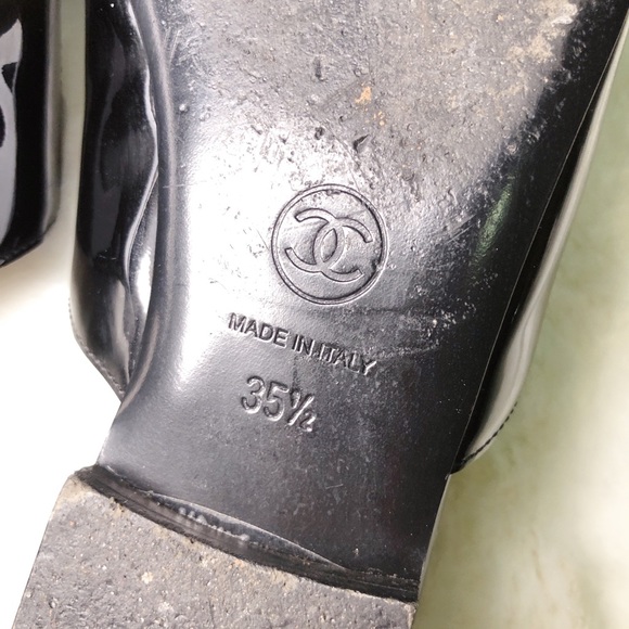 โค๏ธSOLDโค๏ธCHANEL Glitter Fabric LOGO Flats Mules 35.5 - Picture 8 of 10